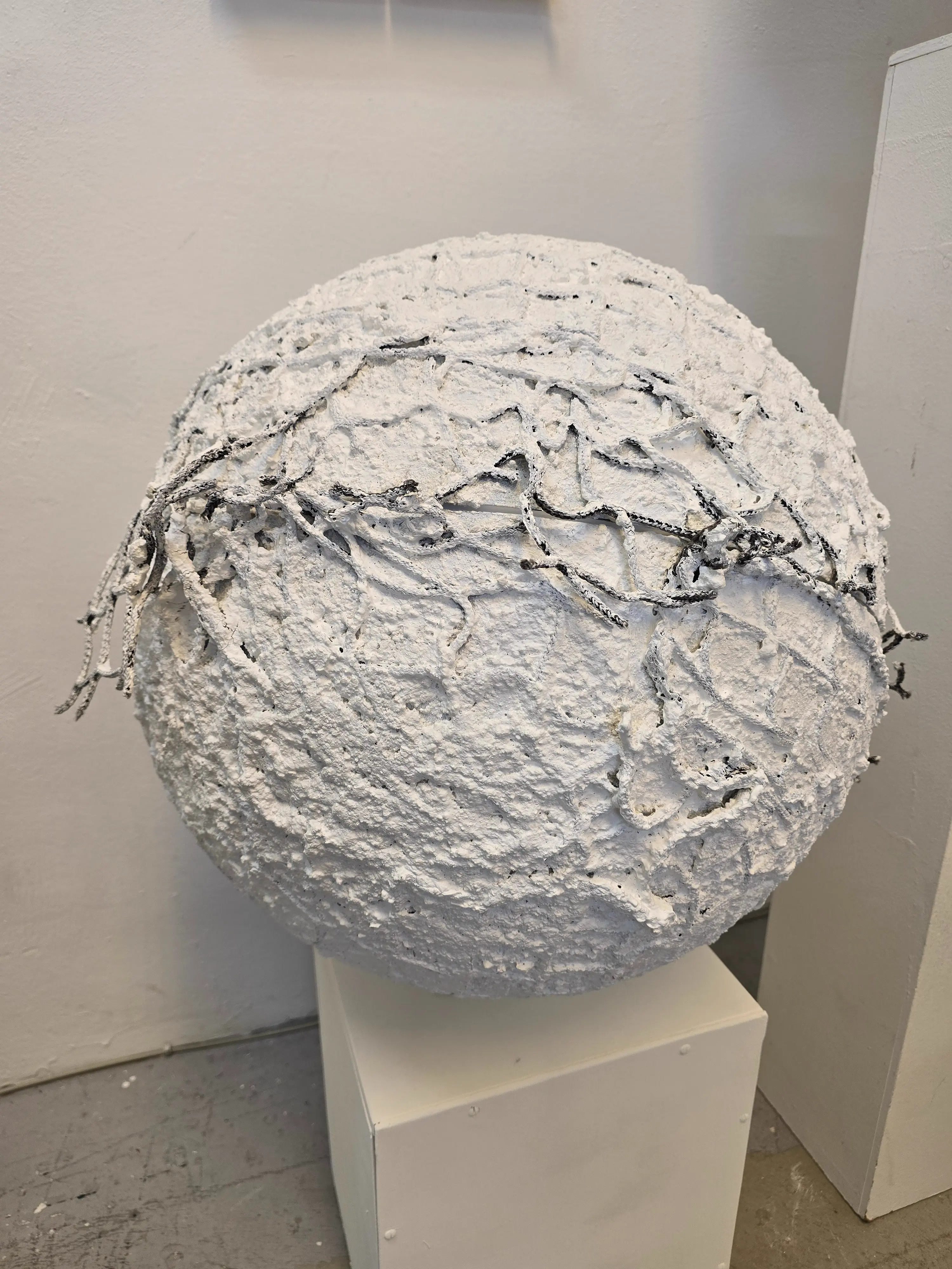 Artwork 'Sphere Digital Copy' by Lucia Meurer - Picture 1